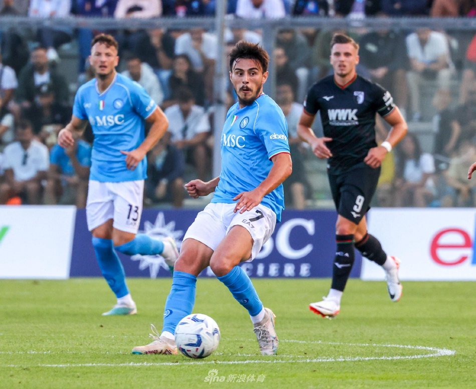 激励着大家 激励着大家