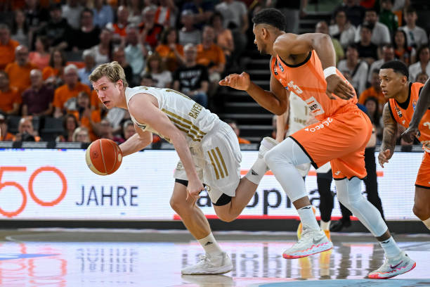 海港已经以 海港已经以