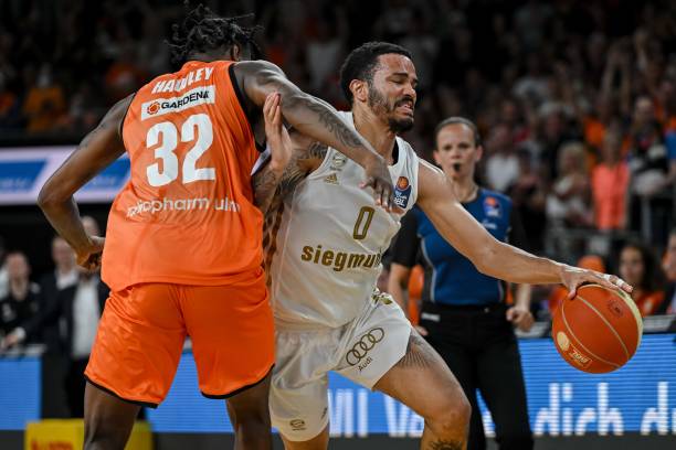 从队友传球 从队友传球